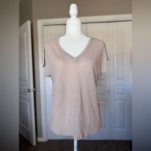 Banana Republic Linen V Neck Tee size Medium